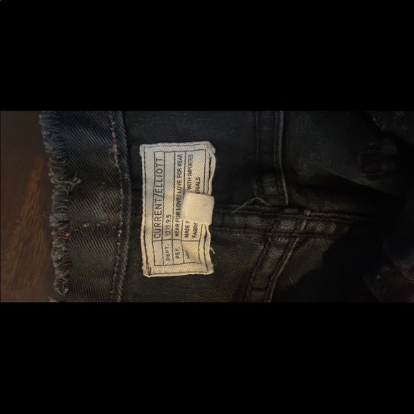 Current/Elliott - Picture 3 of 3